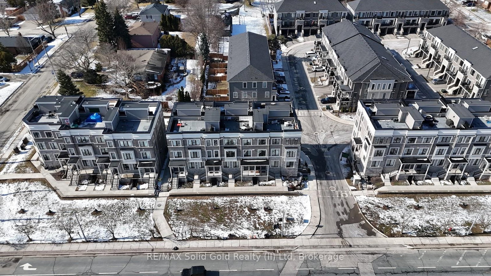 383 Dundas Street E, Unit 58 - Photo 37