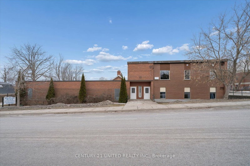 home for lease on 202-1027 Willcox Street