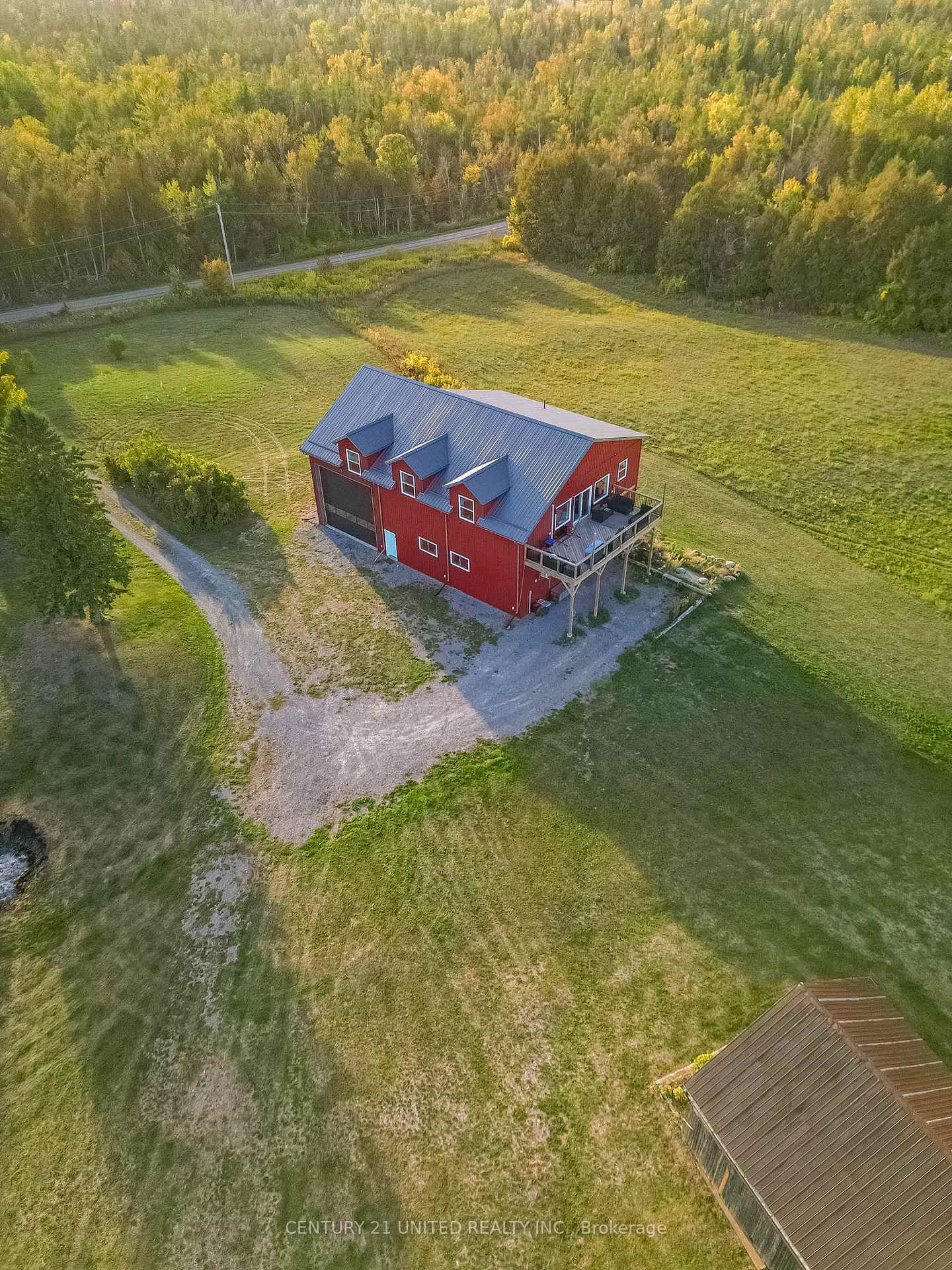 257 10th Line Rd South Dummer Road • Douro-Dummer, ON photo 7