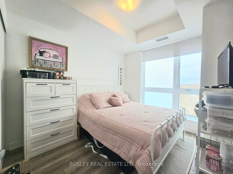 411 - 312 Erb St, Waterloo, N2L 1W3 | Image 3