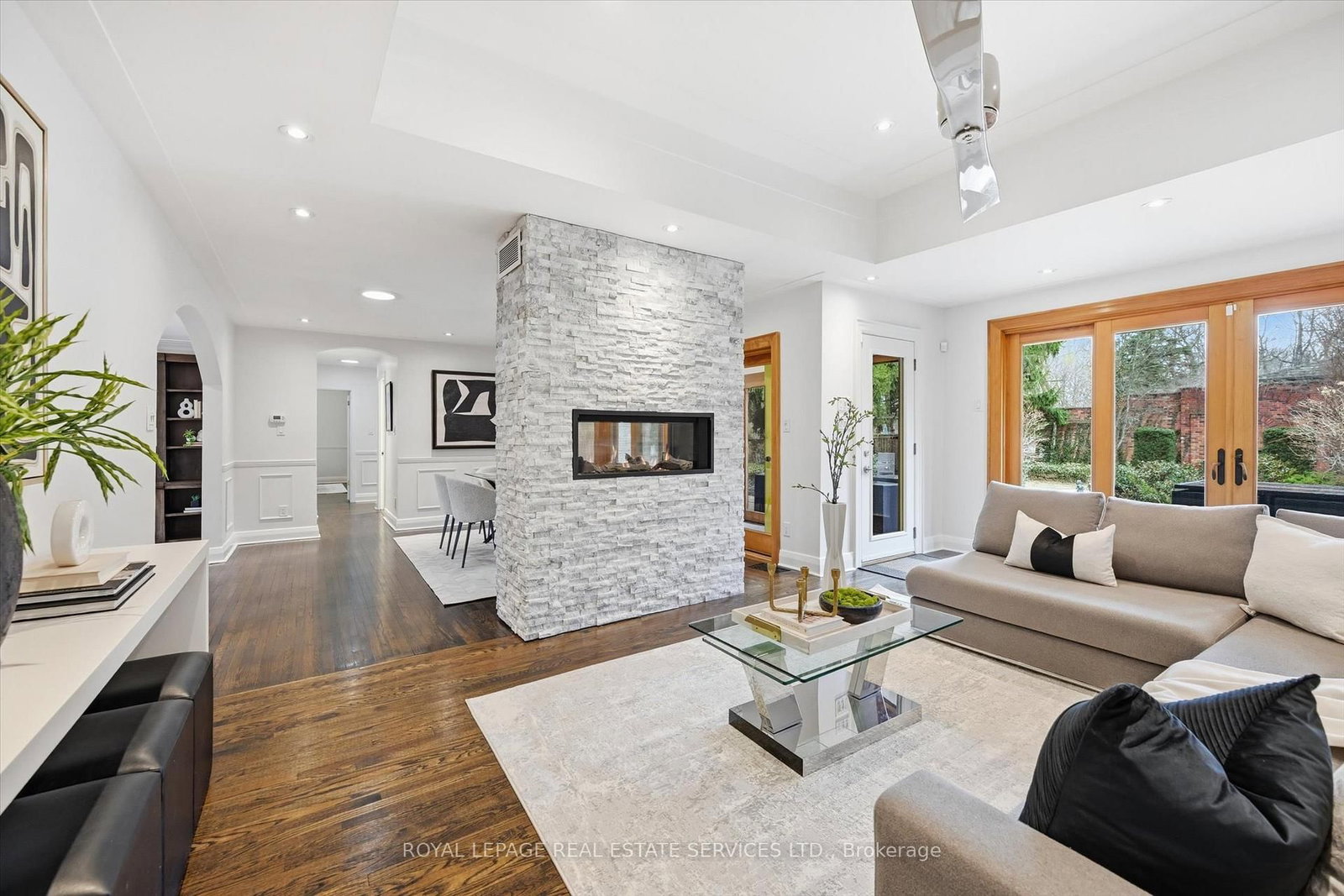 Detached House for sale at 108 Lloyminn Avenue, Hamilton, Ontario, L9G 1H6 - Ancaster - MLS: X12890872