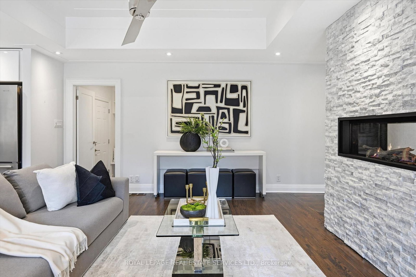 Detached House for sale at 108 Lloyminn Avenue, Hamilton, Ontario, L9G 1H6 - Ancaster - MLS: X12890872