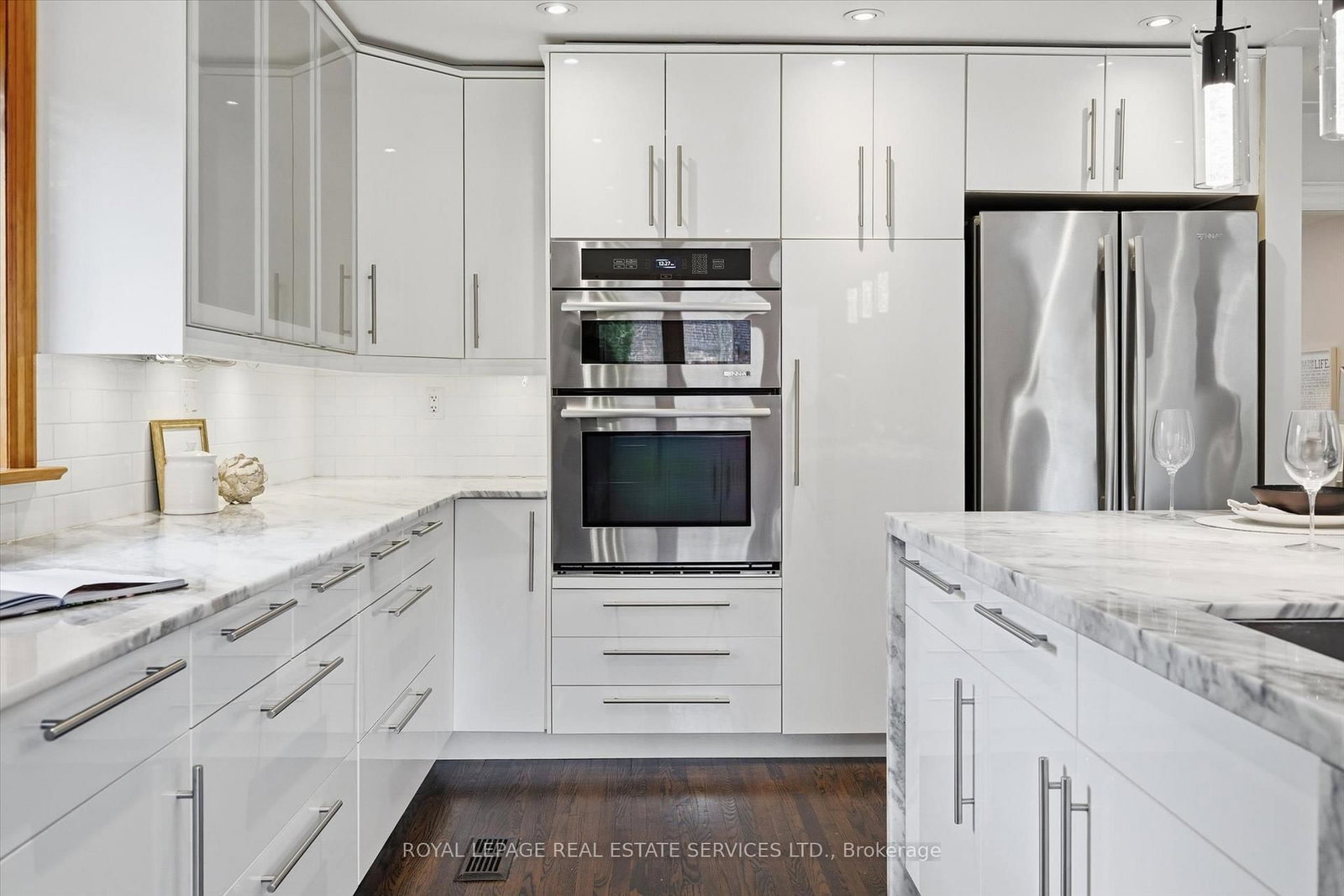 Detached House for sale at 108 Lloyminn Avenue, Hamilton, Ontario, L9G 1H6 - Ancaster - MLS: X12890872