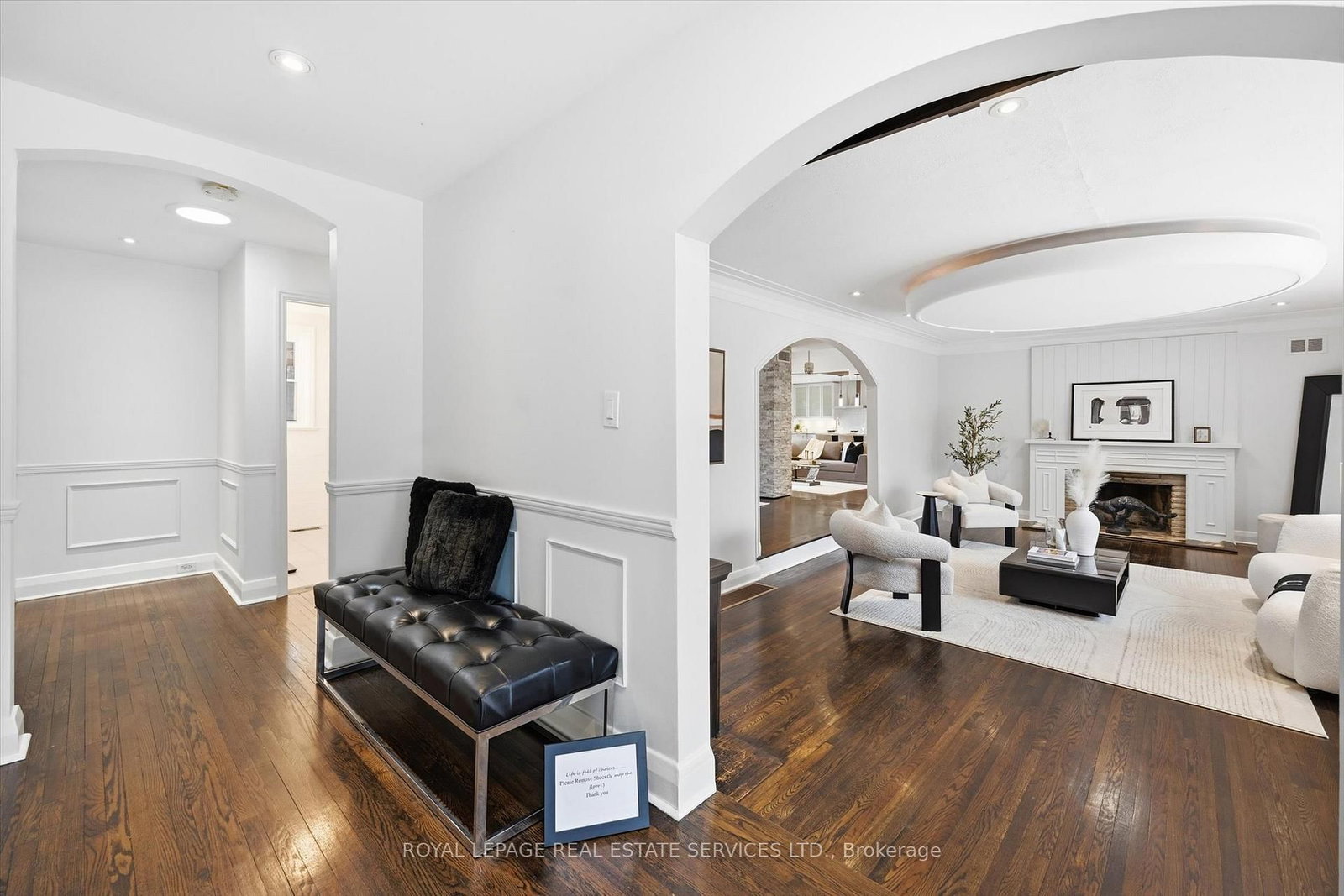 Detached House for sale at 108 Lloyminn Avenue, Hamilton, Ontario, L9G 1H6 - Ancaster - MLS: X12890872