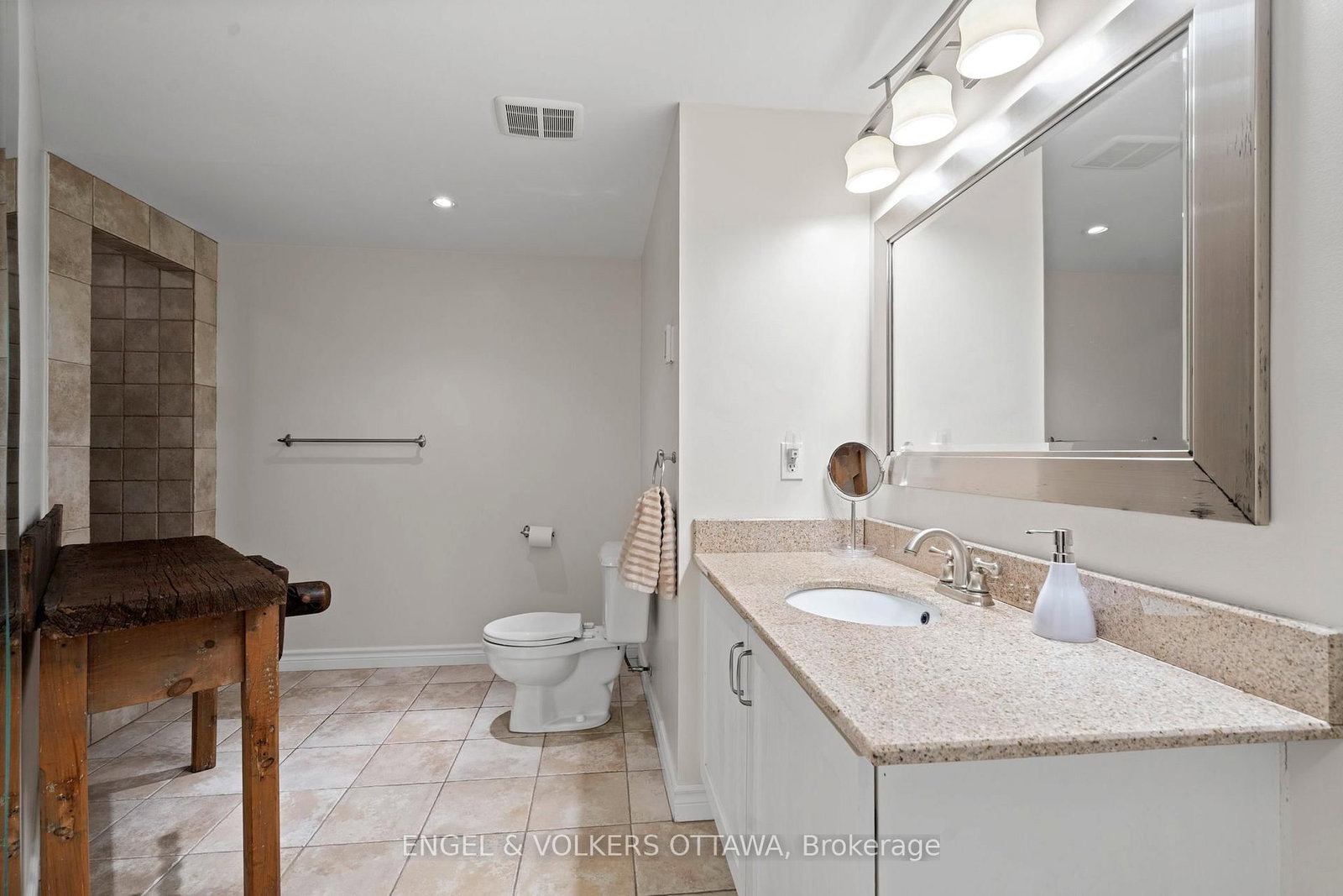 10 Main Street, Unit 207 - Photo 13