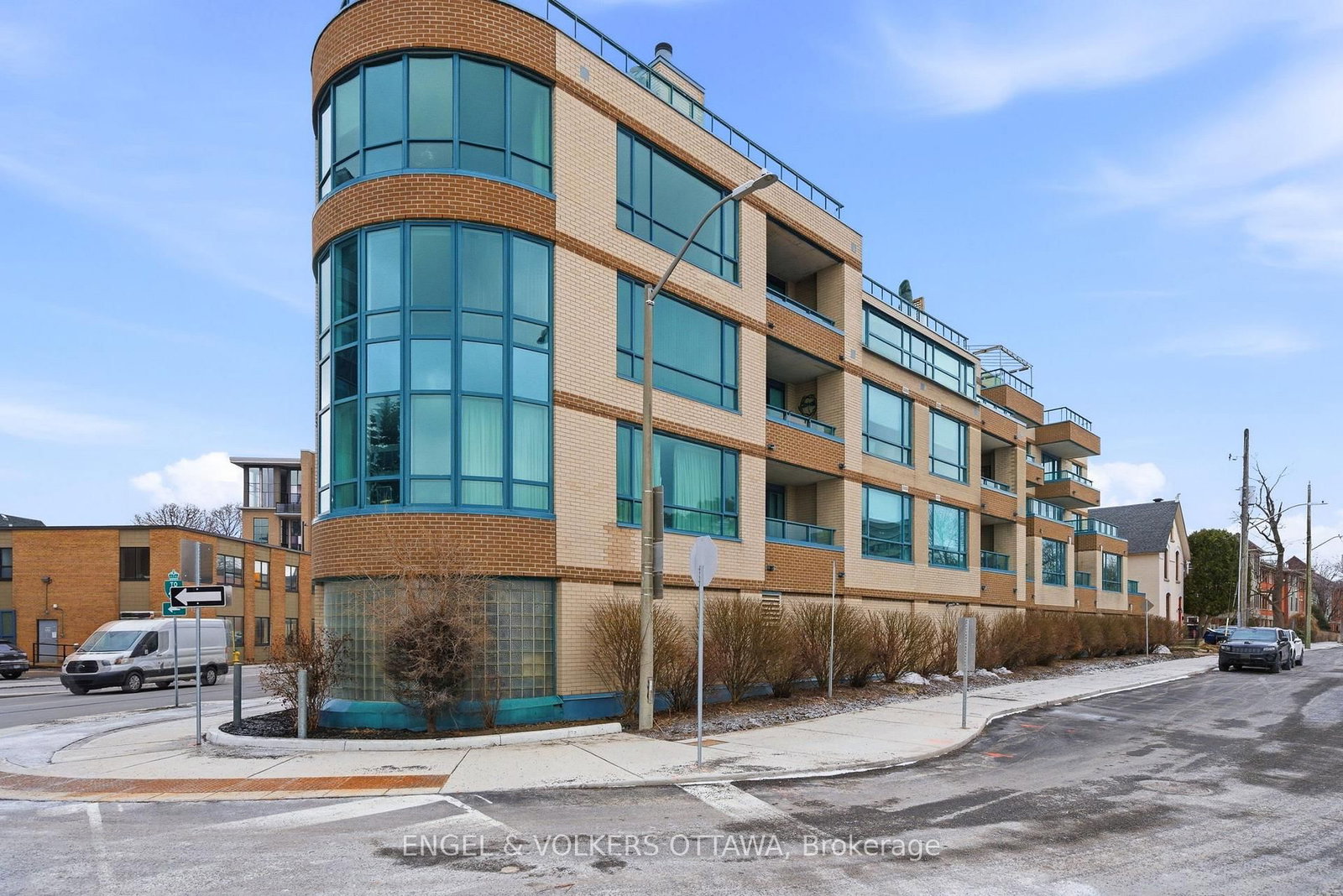 10 Main Street, Unit 207 - Photo 2