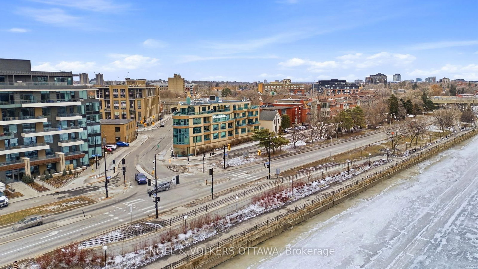 10 Main Street, Unit 207 - Photo 23