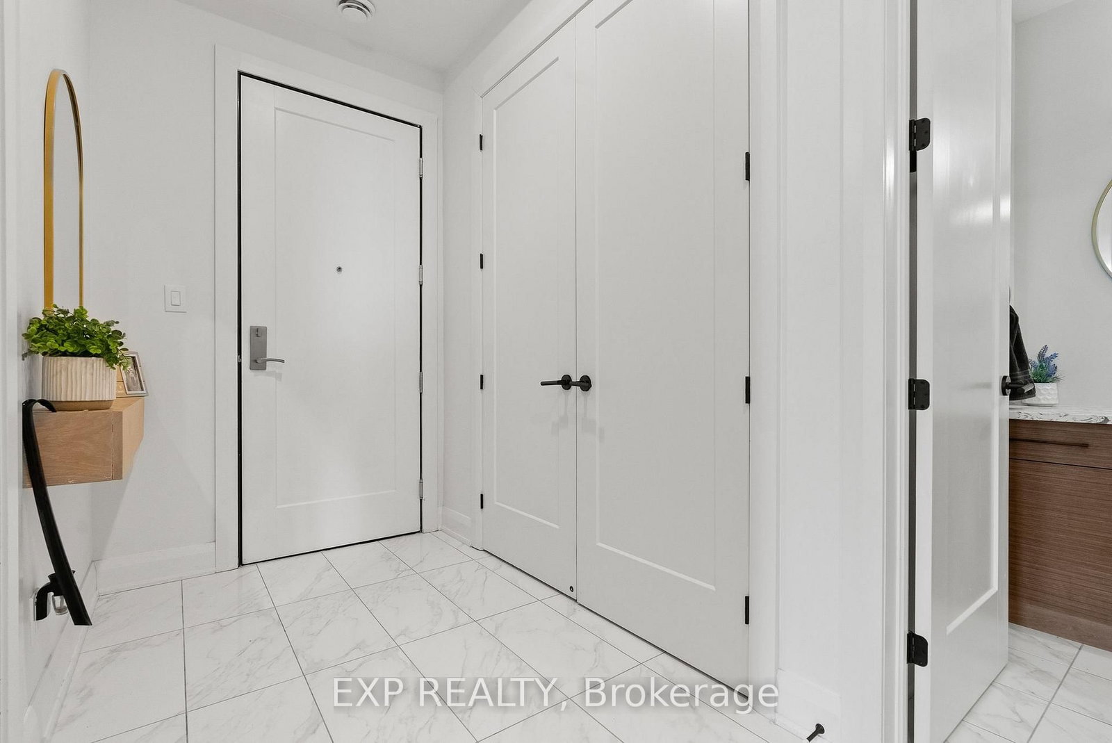 100 Cortile Private, Unit 301 - Photo 4