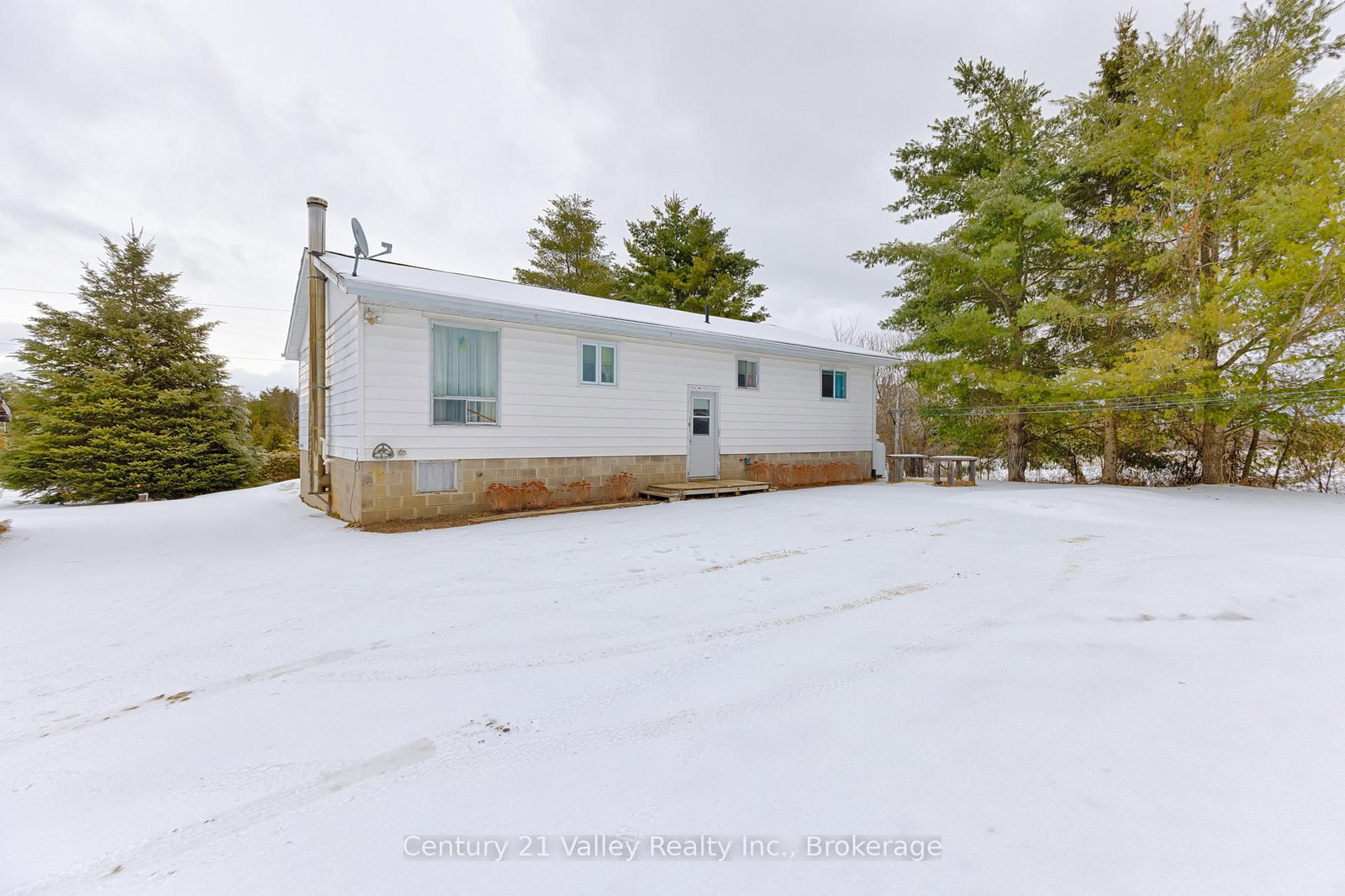 Listing Image 7