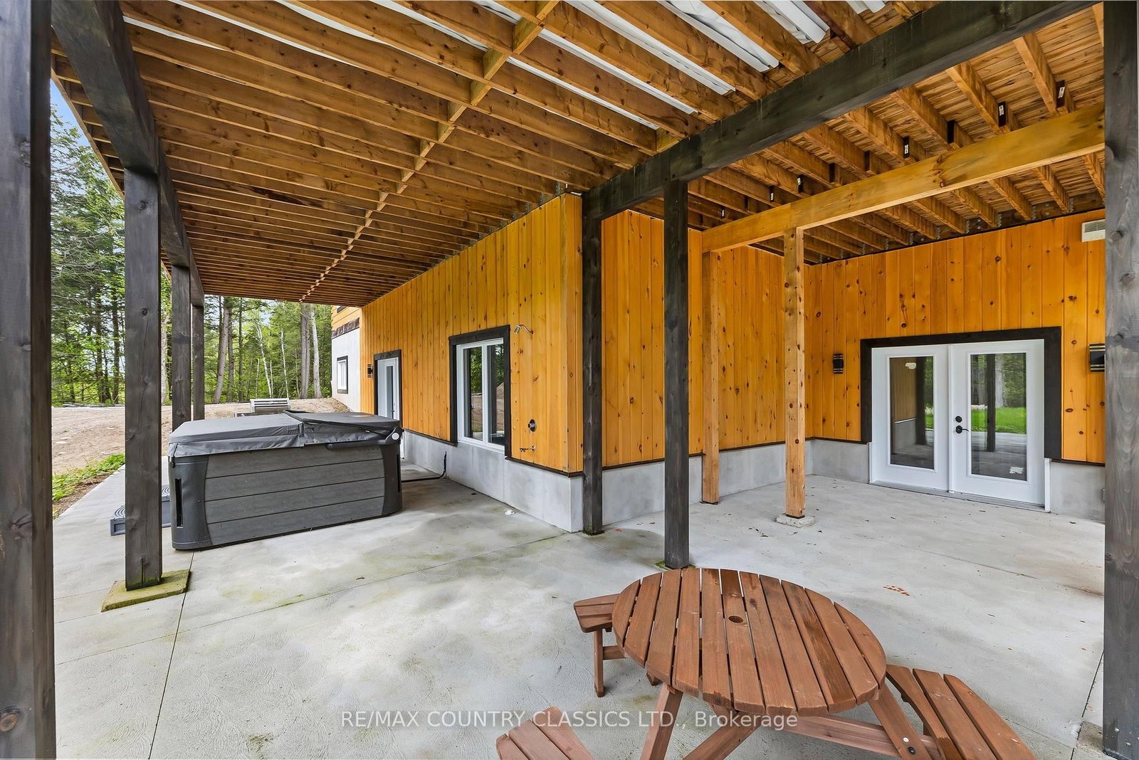 Listing Image 7