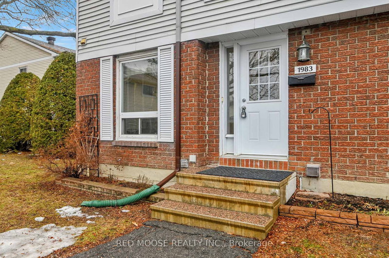 1983 Greenvale Lane, Ottawa, K1C 6E4 | Image 3