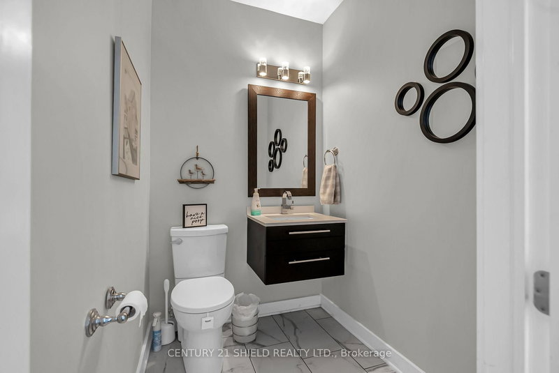 312 - 703 Cotton Mill St, Cornwall, K6H 0E7 | Image 3