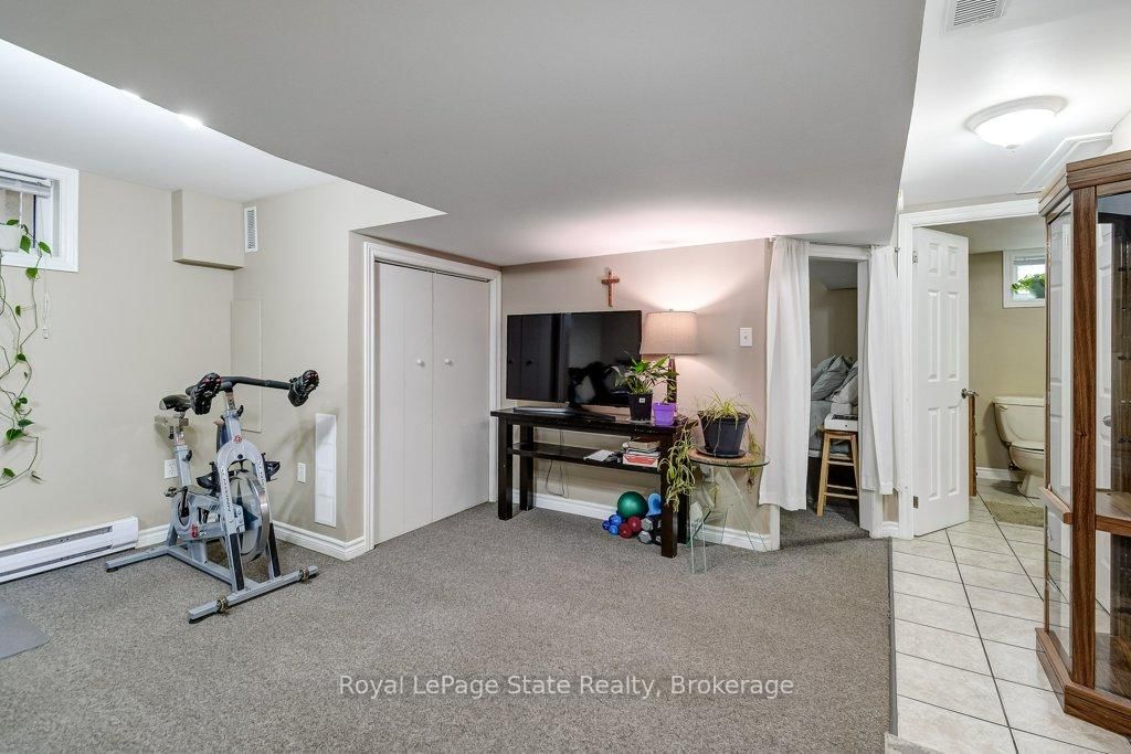 Detached House for sale at 624 Brighton Avenue, Hamilton, Ontario, L8H 6H2 - Parkview - MLS: X12891238