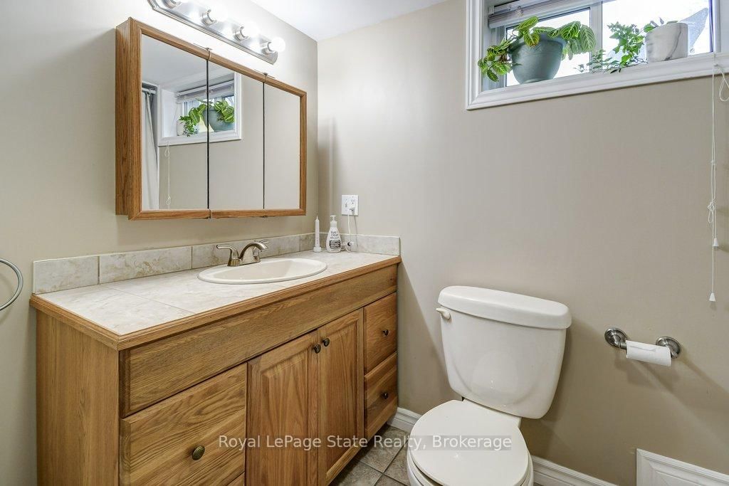 Detached House for sale at 624 Brighton Avenue, Hamilton, Ontario, L8H 6H2 - Parkview - MLS: X12891238