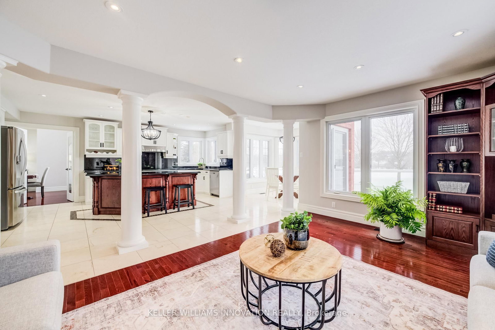 38 Deer Ridge Crescent - Photo 10