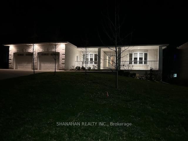 41 Sunset Avenue