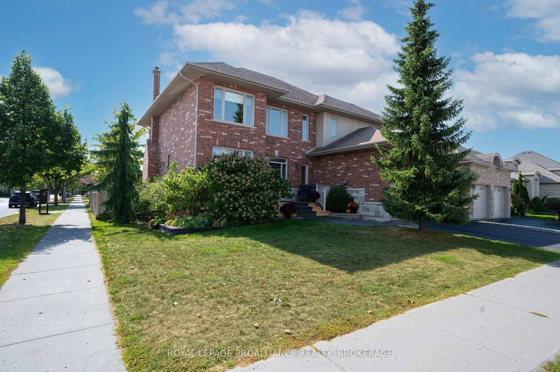 1239 Atkinson St, Kingston, K7P 0C9 | Image 3