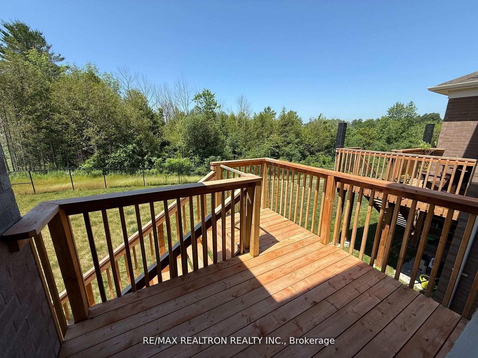 465 Hornbeck Street E - Photo 13