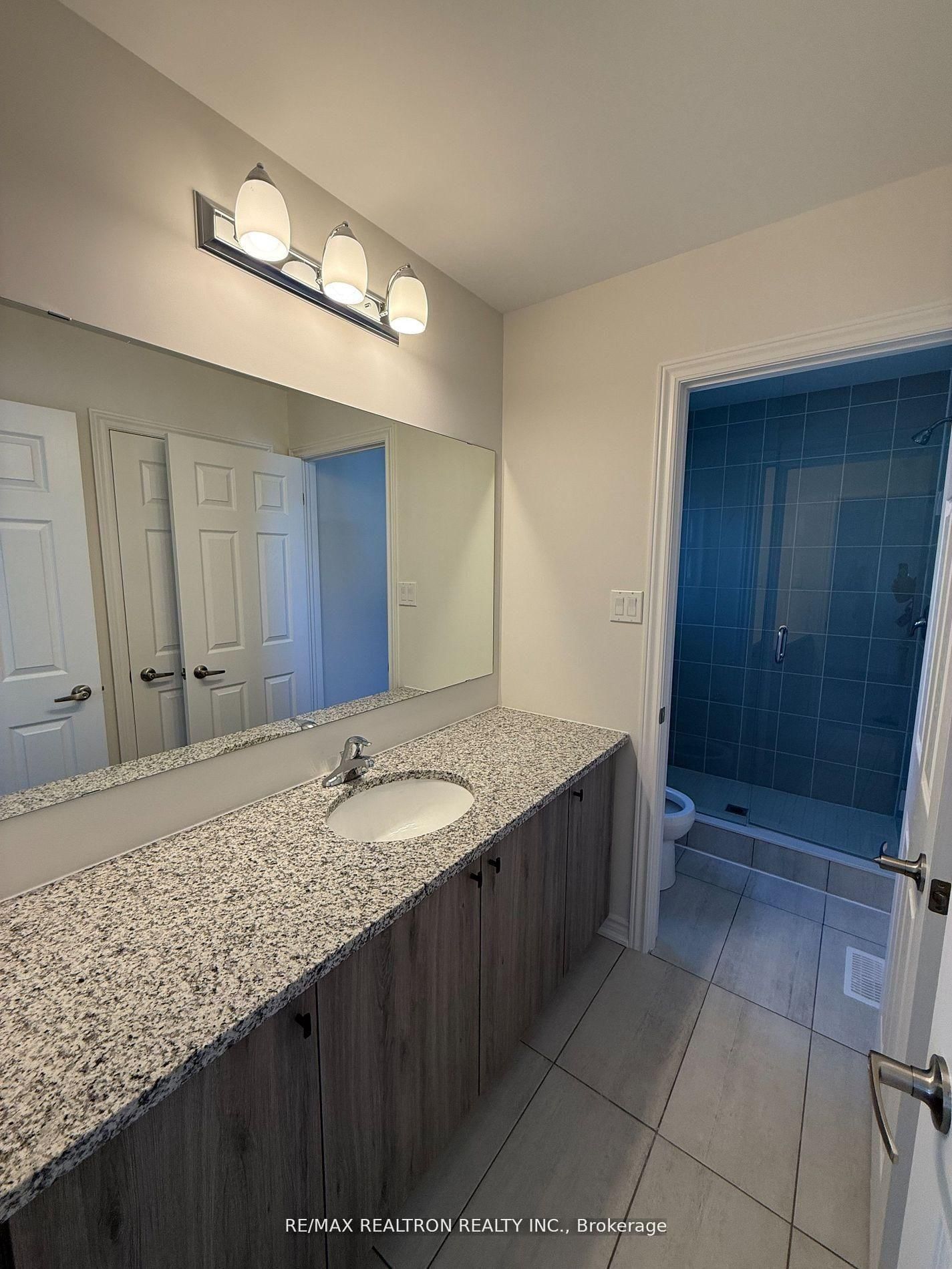 465 Hornbeck Street E - Photo 6