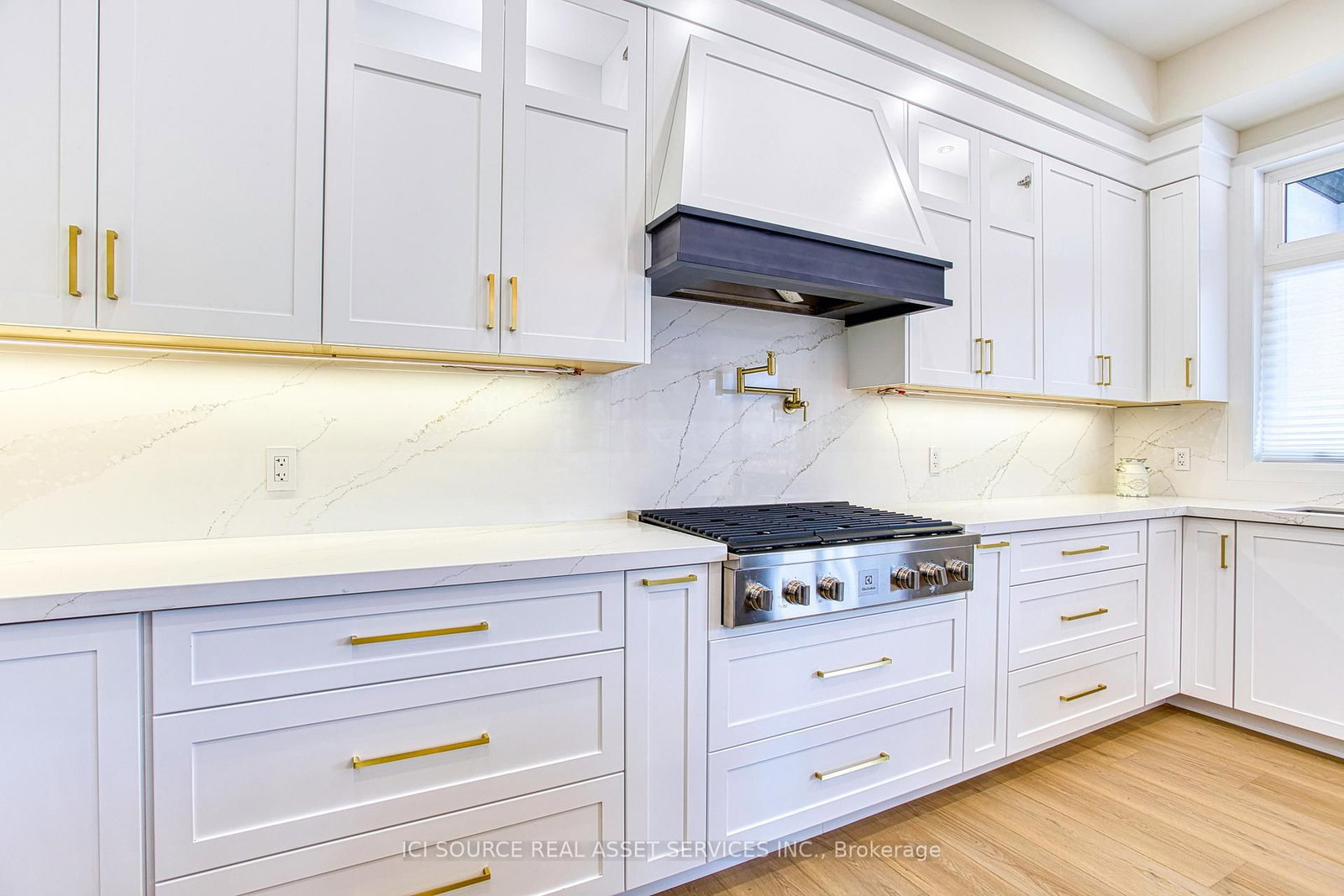 67 Creanona Boulevard, Unit Upper Floors - Photo 16