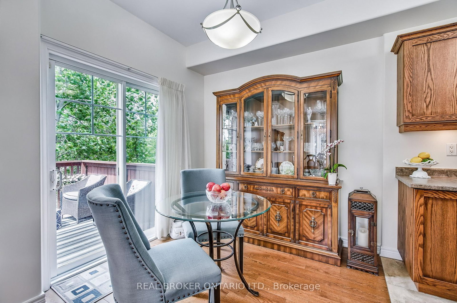 Townhouse for sale at 5 Liddycoat Lane, Hamilton, Ontario, L9G 0A7 - Ancaster - MLS: X12892428