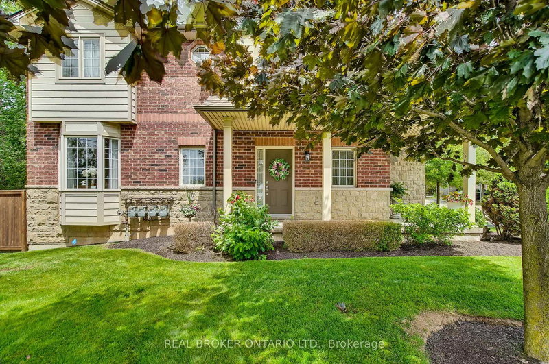 5 Liddycoat Lane, Hamilton, L9G 0A7 | Image 2