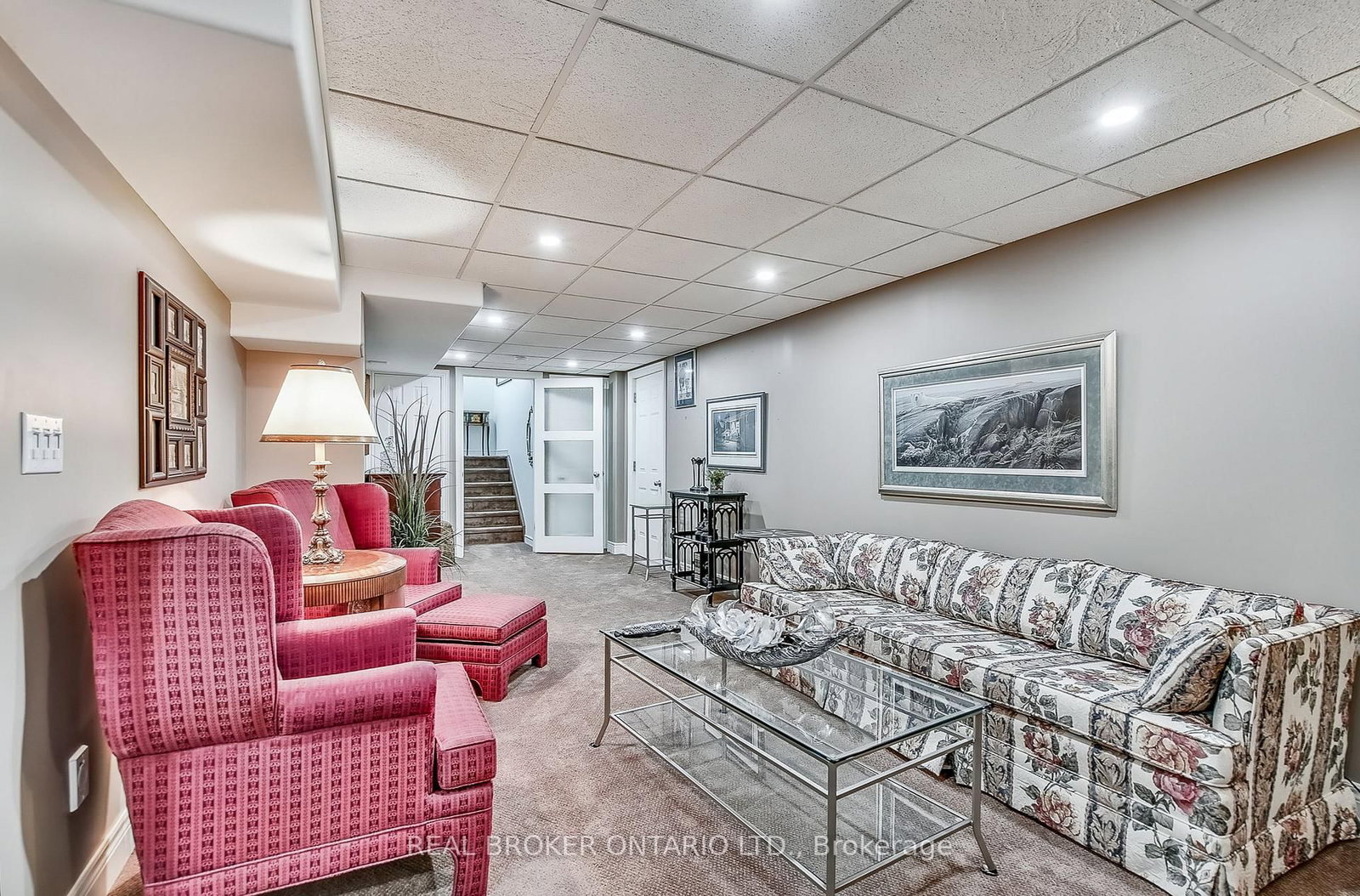 Townhouse for sale at 5 Liddycoat Lane, Hamilton, Ontario, L9G 0A7 - Ancaster - MLS: X12892428