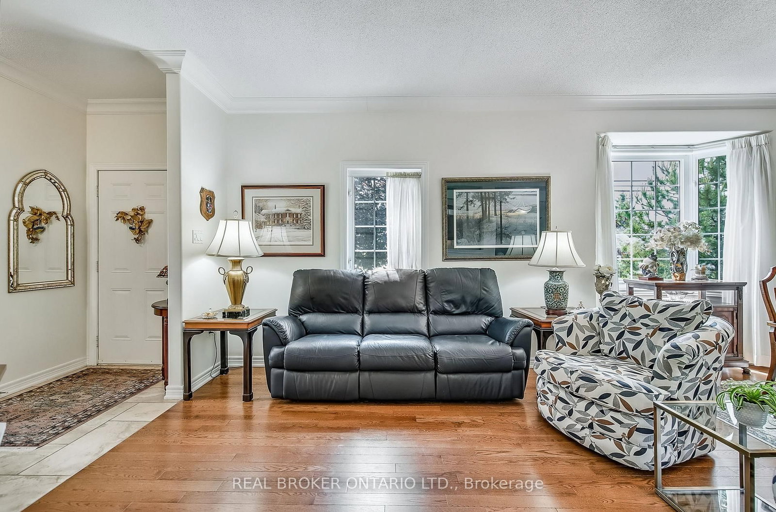 Townhouse for sale at 5 Liddycoat Lane, Hamilton, Ontario, L9G 0A7 - Ancaster - MLS: X12892428