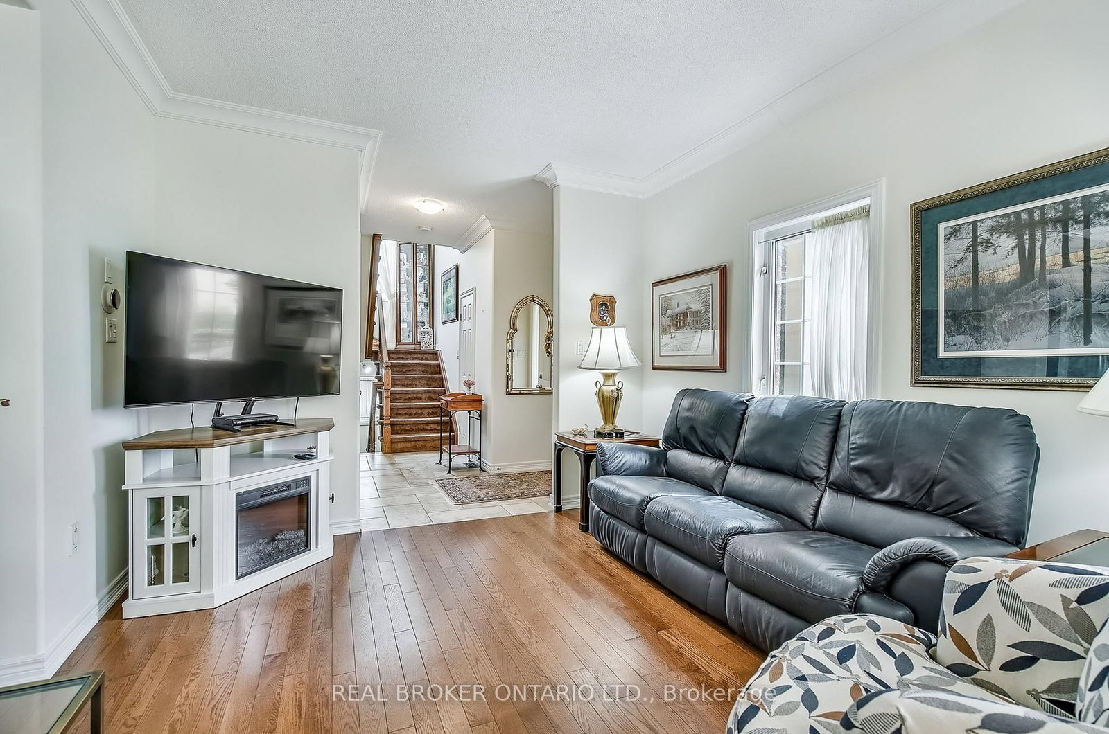 Townhouse for sale at 5 Liddycoat Lane, Hamilton, Ontario, L9G 0A7 - Ancaster - MLS: X12892428