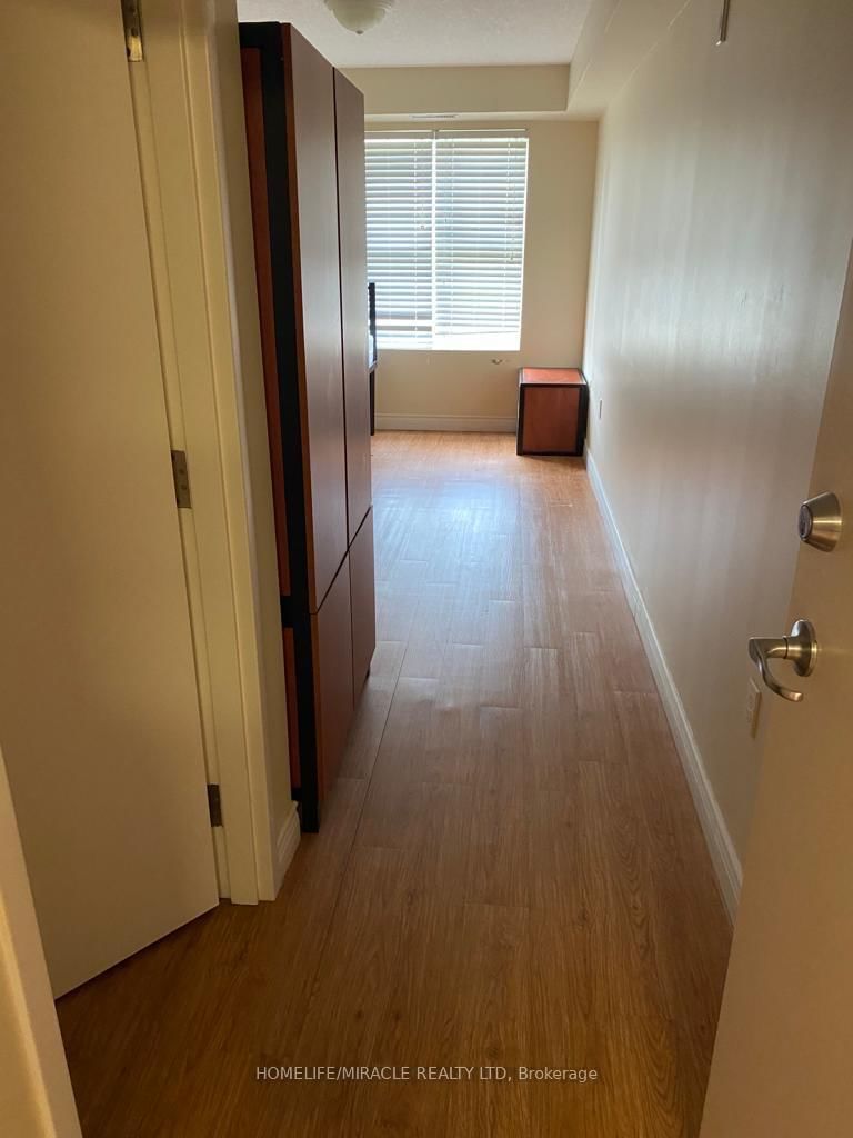 392 Albert Street, Unit 203 - Photo 6