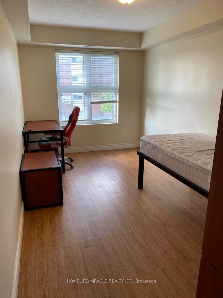 392 Albert Street, Unit 203 - Photo 8