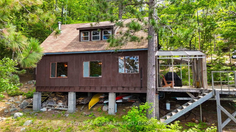 home for sale on 278 Weslemkoon Lake WAO null