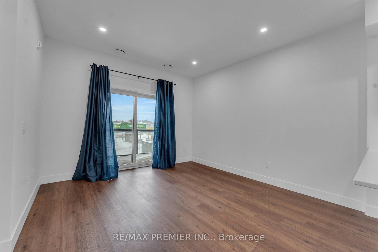 1000 Lackner Place, Unit 215 - Photo 15