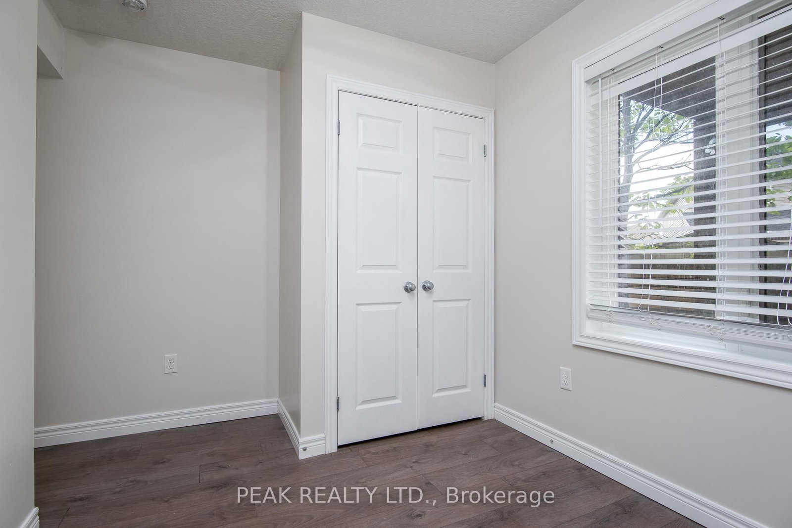 70 Willowrun Drive, Unit J-3 - Photo 35