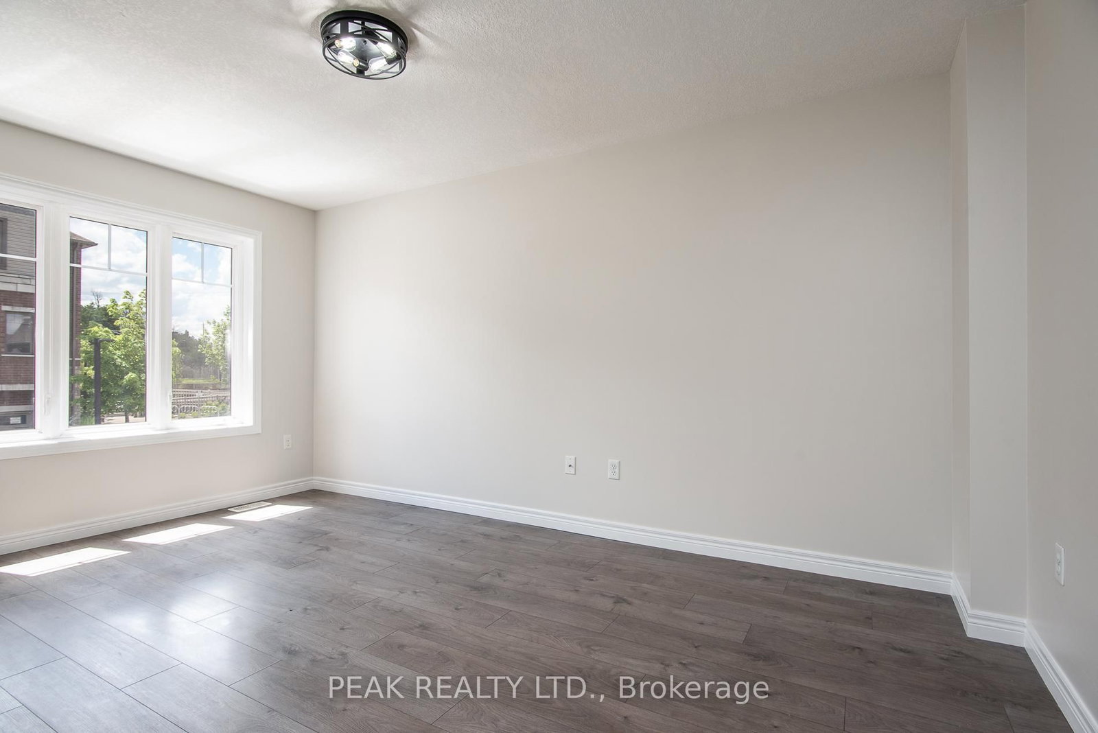 70 Willowrun Drive, Unit J-3 - Photo 4