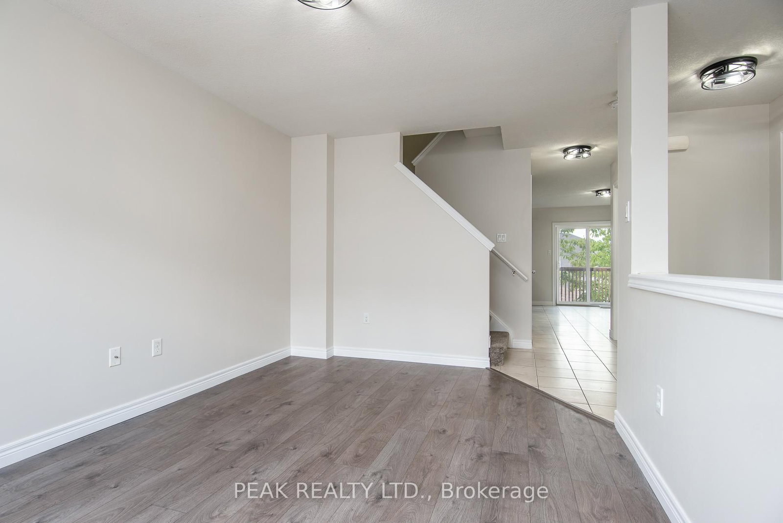 70 Willowrun Drive, Unit J-3 - Photo 9