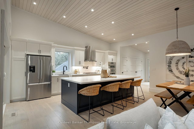 10 St George's Court