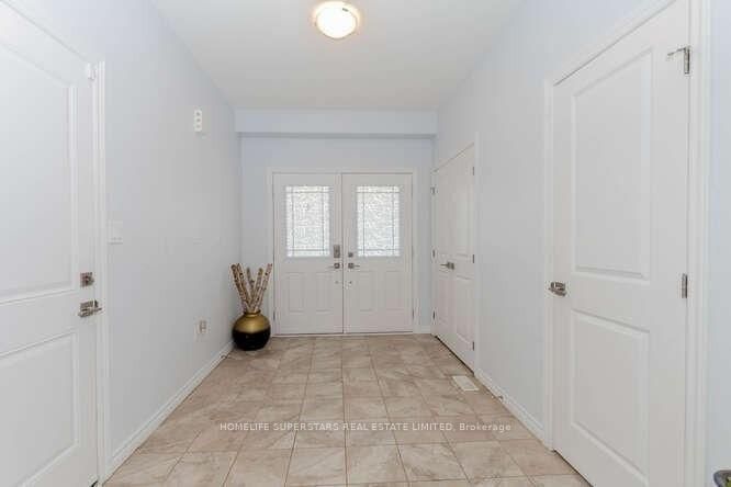 93 Lorne Card Dr, Brant, N3L 0E7 | Image 3