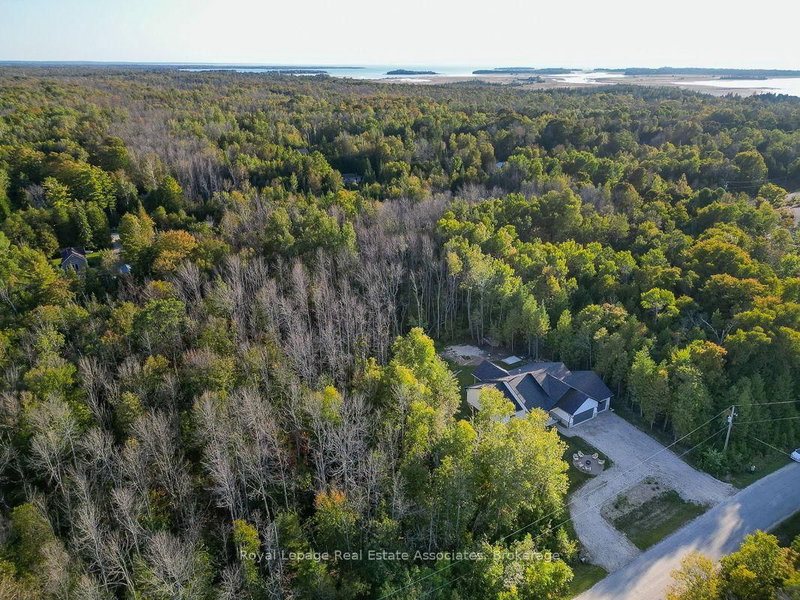 18 Tamarac Rd, South Bruce Peninsula, N0H 2T0 | Image 3