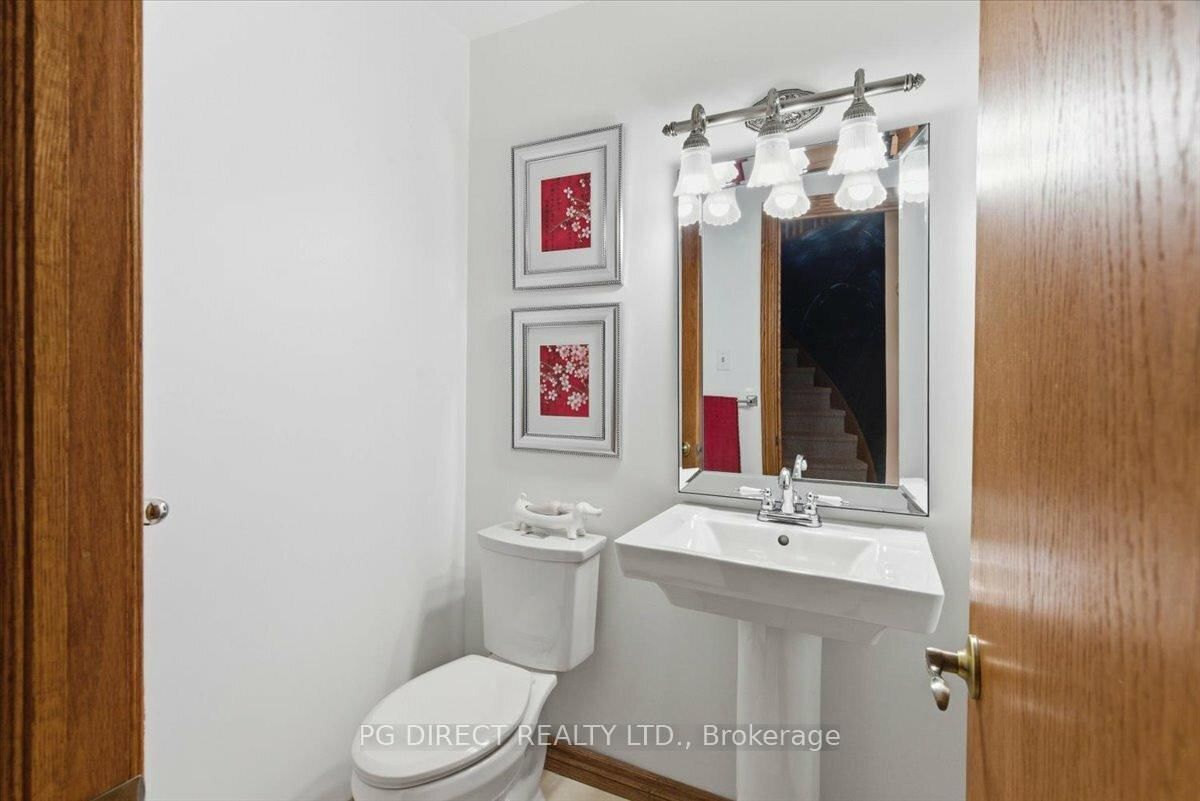 Detached House for sale at 69 Tripp Boulevard, Quinte West, Ontario, K8V 5Y8 - Trenton Ward - MLS: X12893058