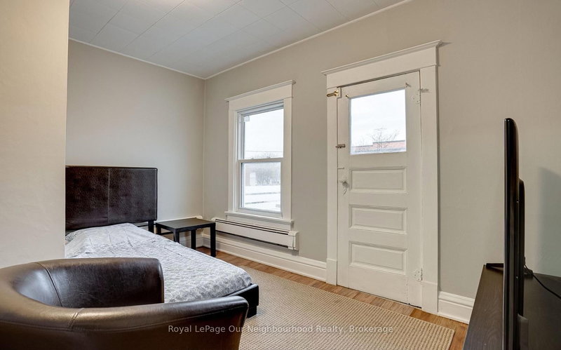 128 Geneva St, St. Catharines, L2R 4N6 | Image 3