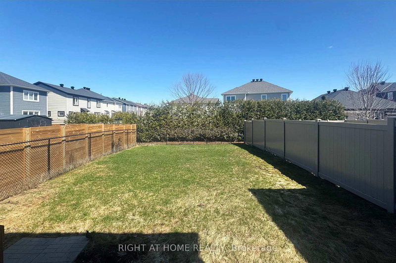 598 MALAHAT Way, Ottawa, K2V 0J7 | Image 3