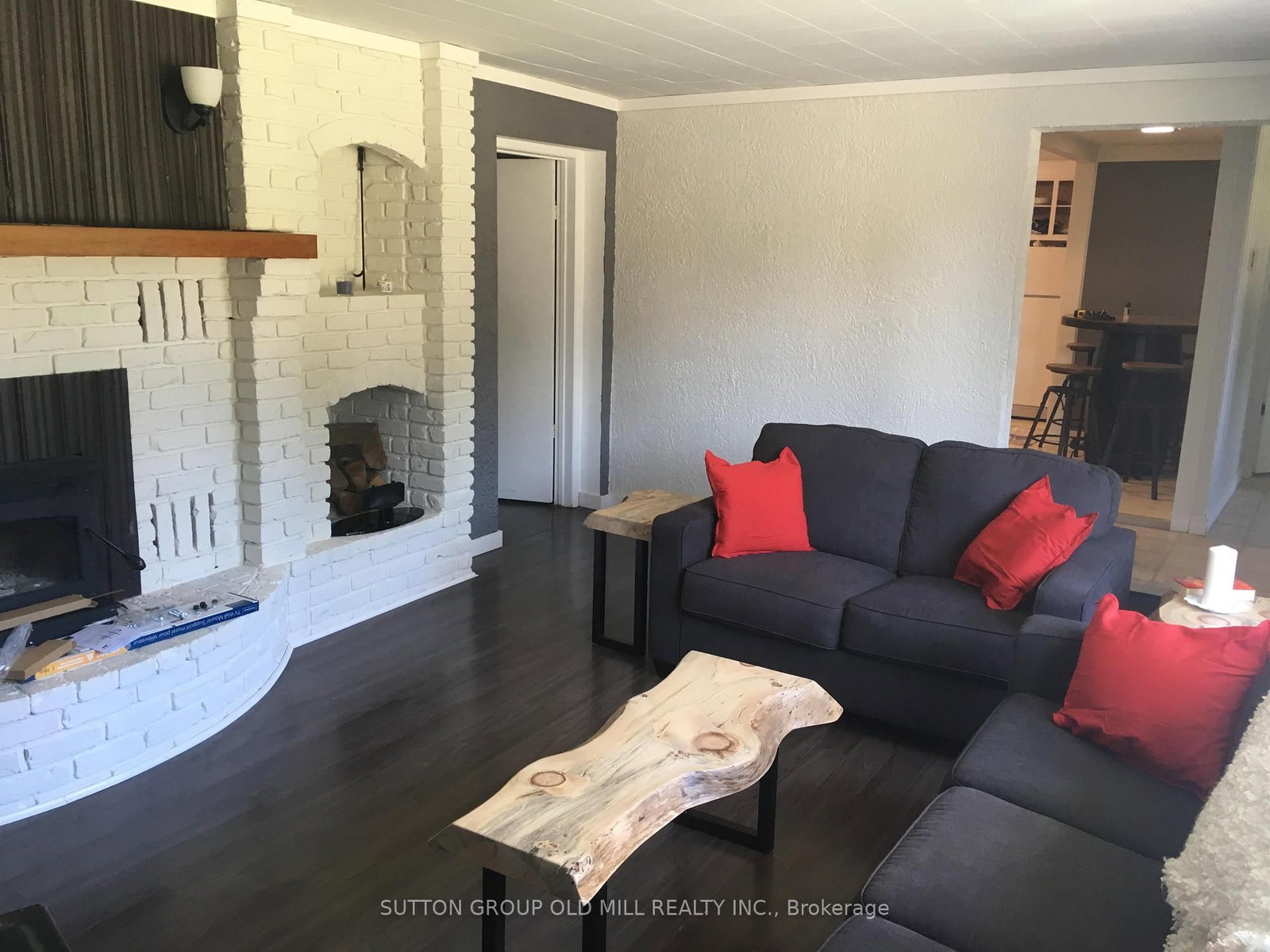 Listing Image 5