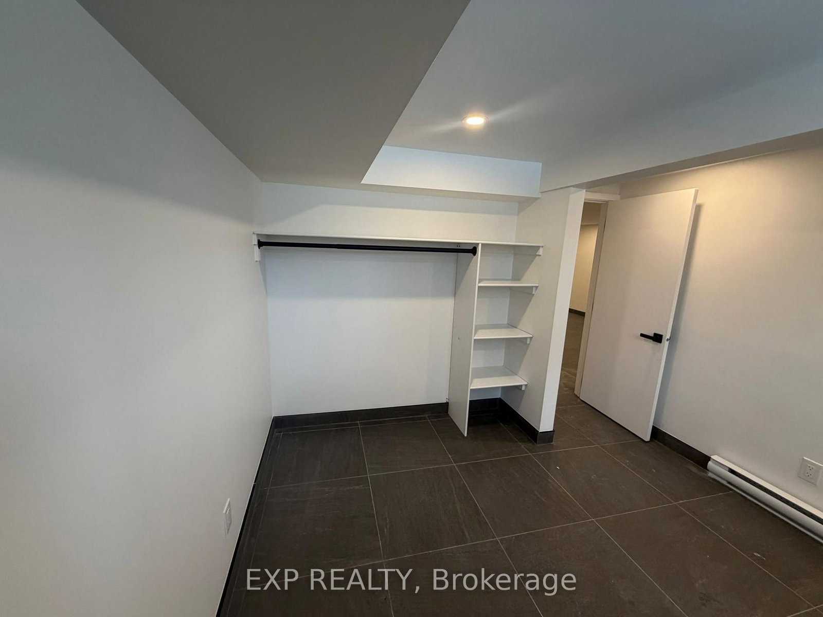 813 NORTON Avenue, Unit 3 - Photo 6