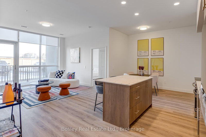 111 - 1333 Weber St E, Kitchener, N2A 1C2 | Image 2