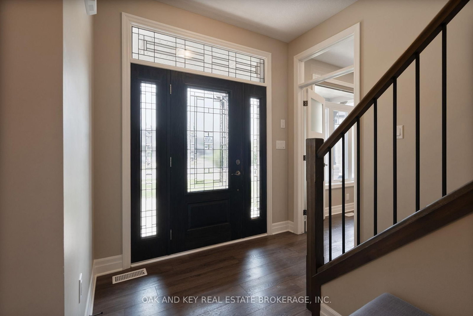 Detached House for sale at 25 Hardy Court, Lucan Biddulph, Ontario, N0M 2J0 - Lucan - MLS: X12894196