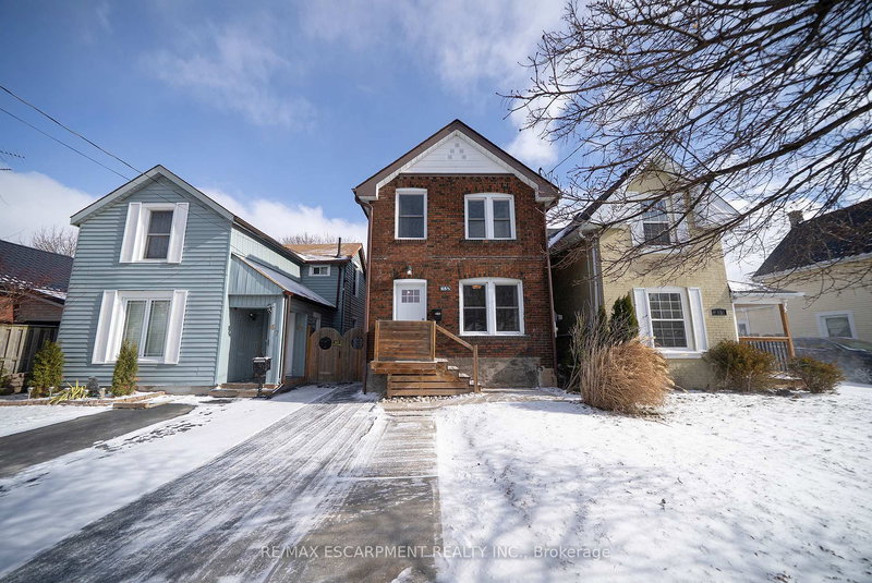 home for sale on 65 1/2 Dundas Street