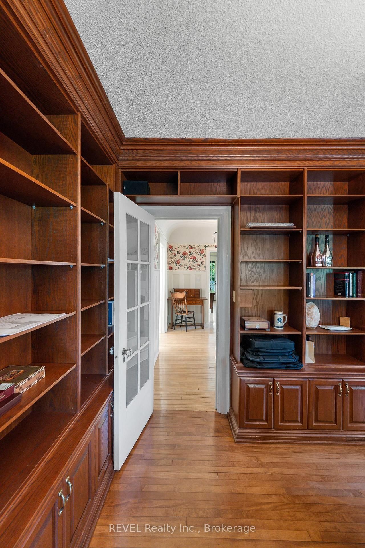 166 QUEEN Street - Photo 21