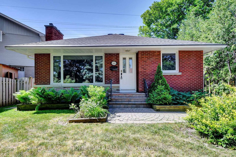 home for sale on 524 Braydon Avenue