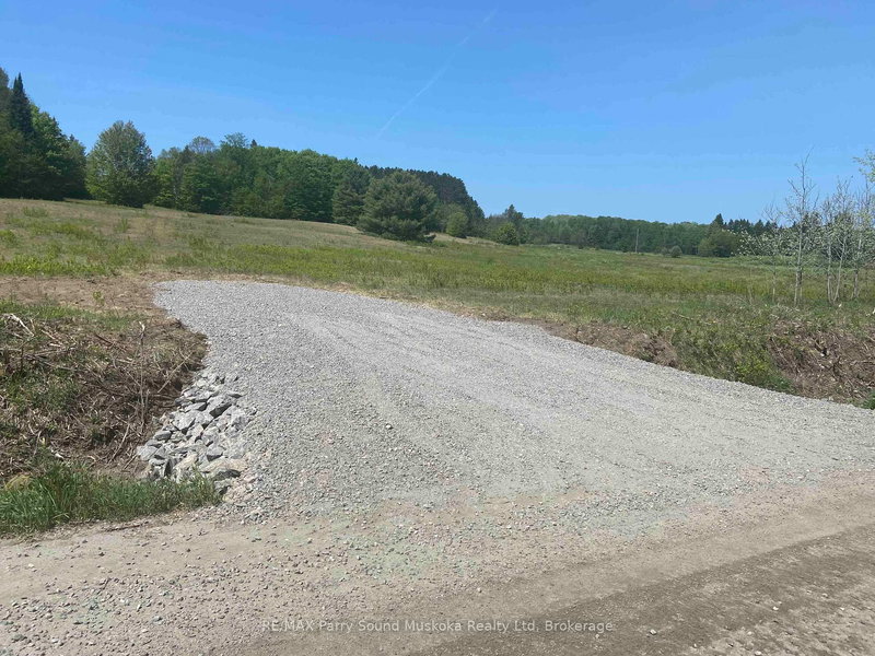 2899 Midlothian Road South Rd S, Magnetawan, P0A 1C0 | Image 2